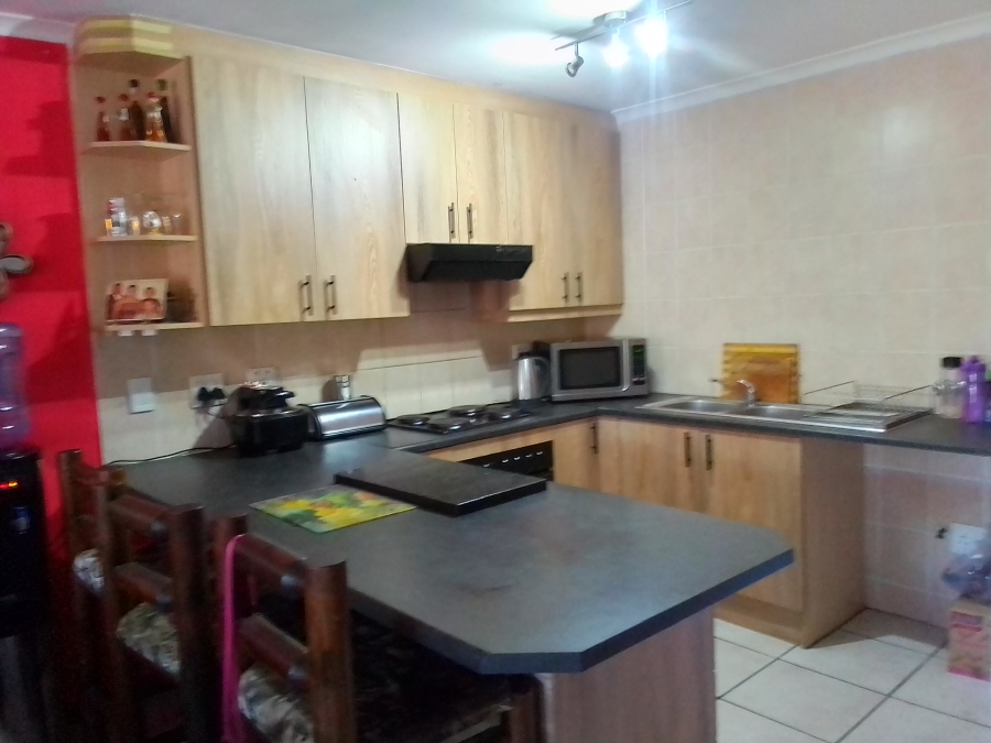 3 Bedroom Property for Sale in Parow Valley Western Cape